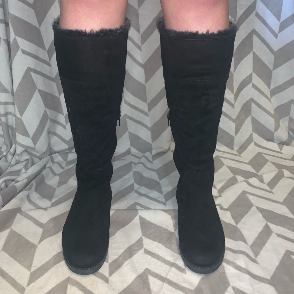 Black boots
